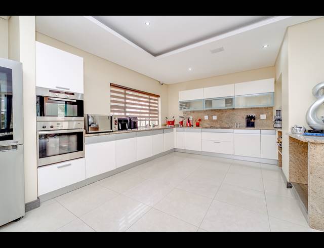 4 BEDROOM HOUSE FOR SALE IN DAINFERN VALLEY ESTATE
